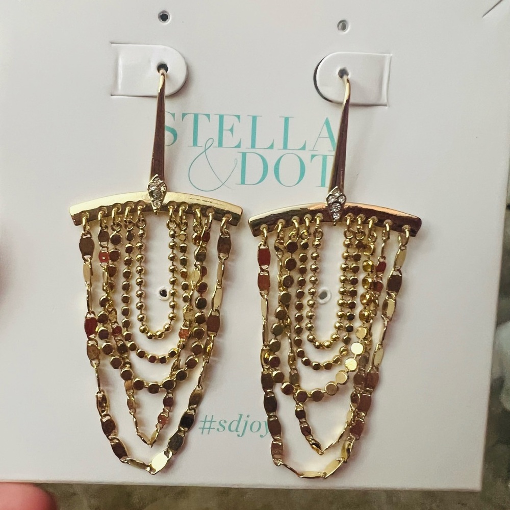 Stella & Dot Shimmer chain earrings!!